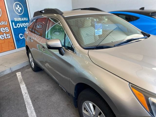 Used 2017 Subaru Outback 2.5i Premium AWD/4WD image 24