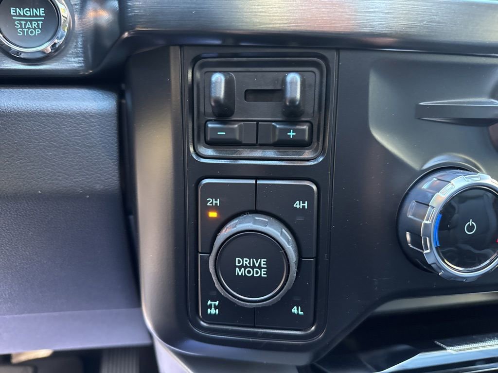 New 2026 Ford F350 Lariat w/ Black Appearance Package image 36
