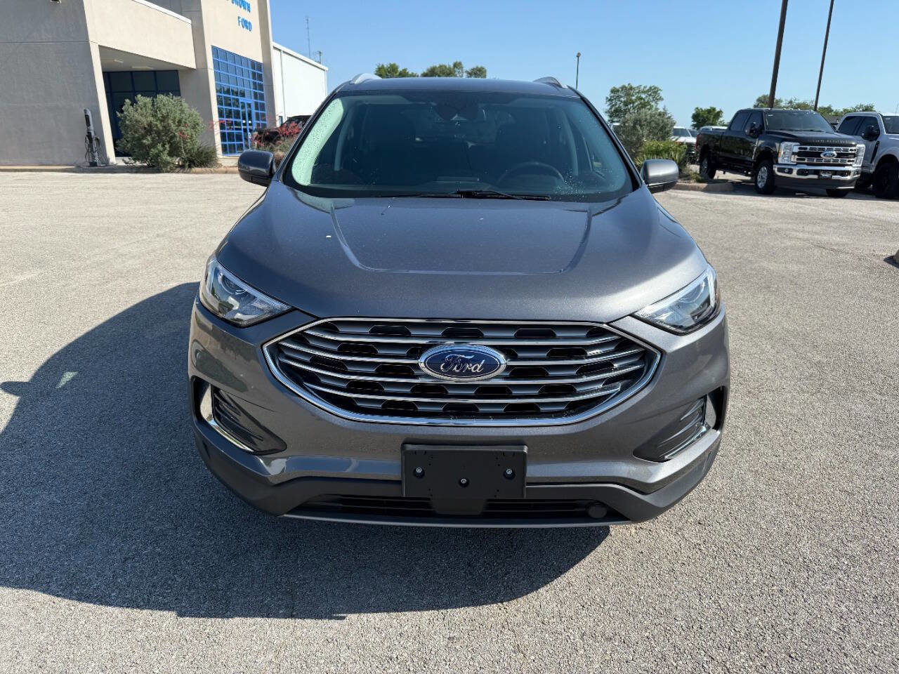 Used 2022 Ford Edge SEL w/ Cold Weather Package image 8