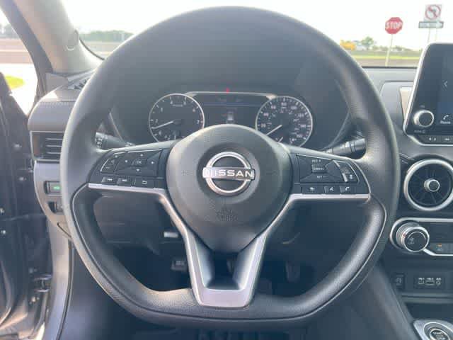 Used 2024 Nissan Sentra SV FWD image 17