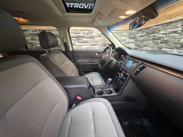 Used 2019 Ford Flex Limited w/ Equipment Group 303A AWD/4WD image 16