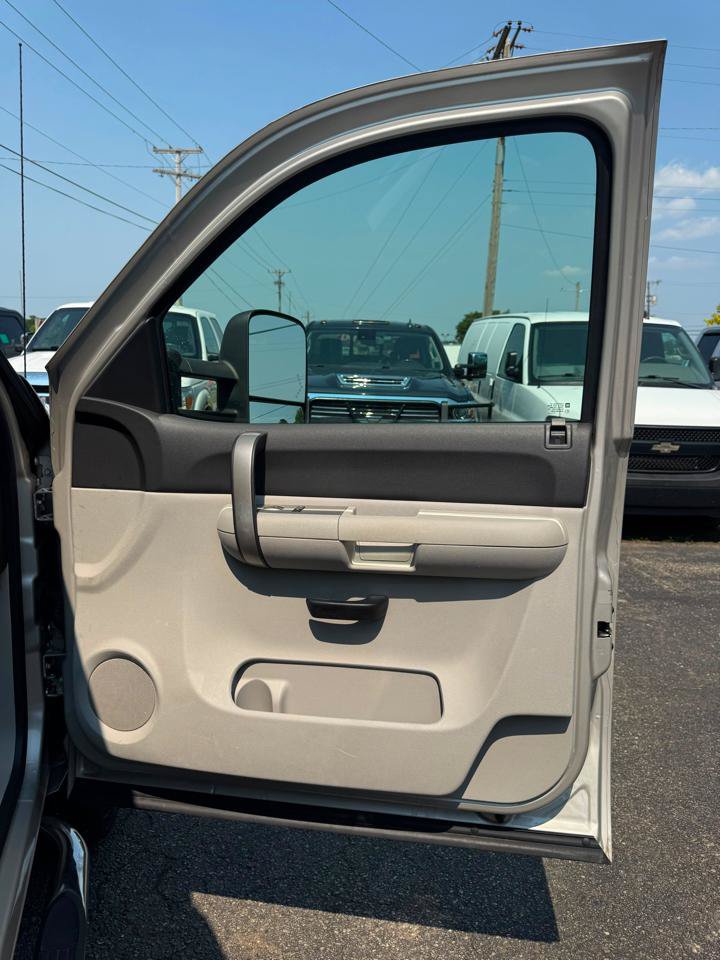 Used 2008 Chevrolet Silverado 2500 LT AWD/4WD image 15