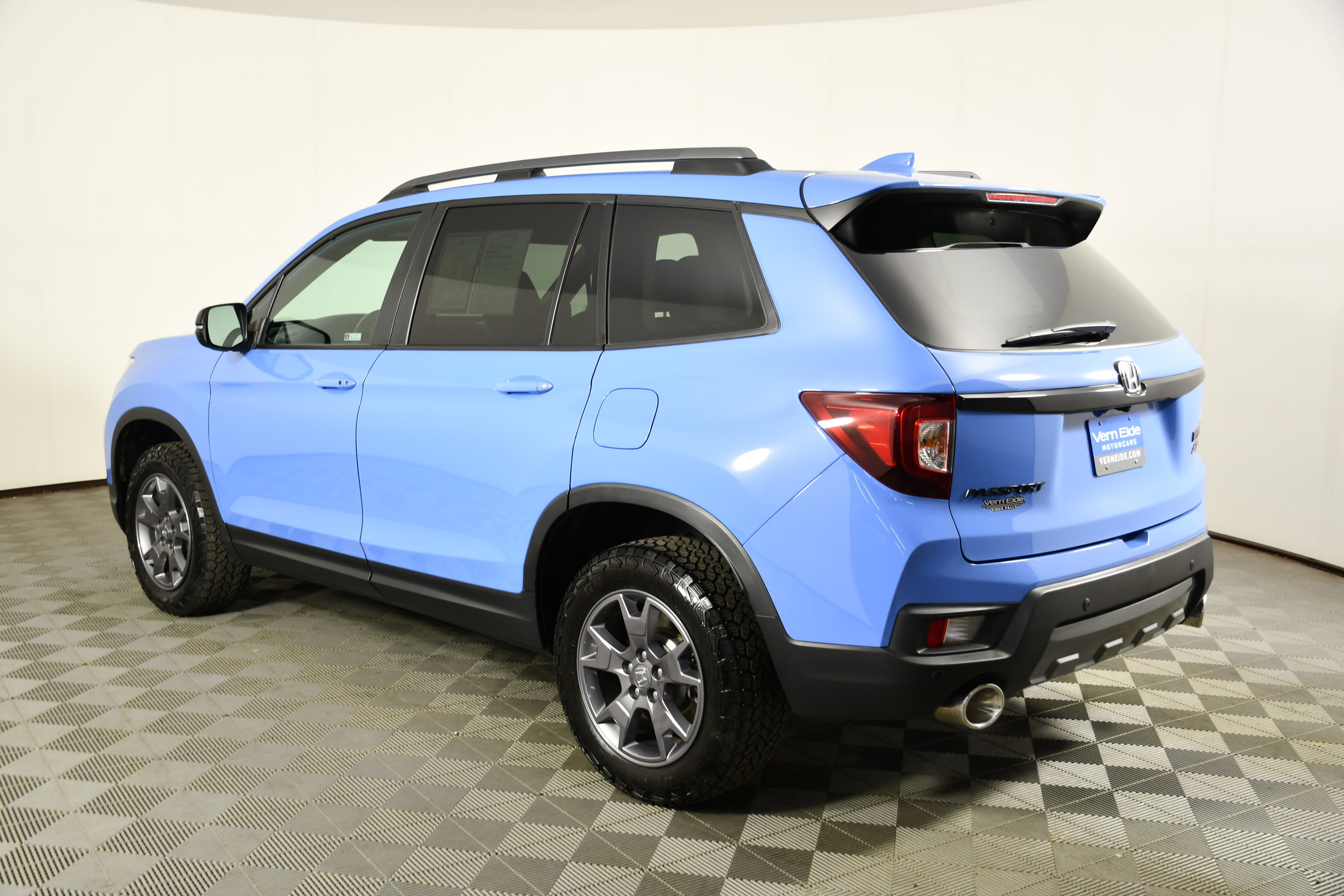 Certified 2024 Honda Passport TrailSport image 8