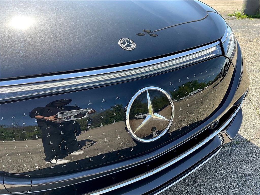 Used 2023 Mercedes-Benz EQS 450+ Sedan image 32