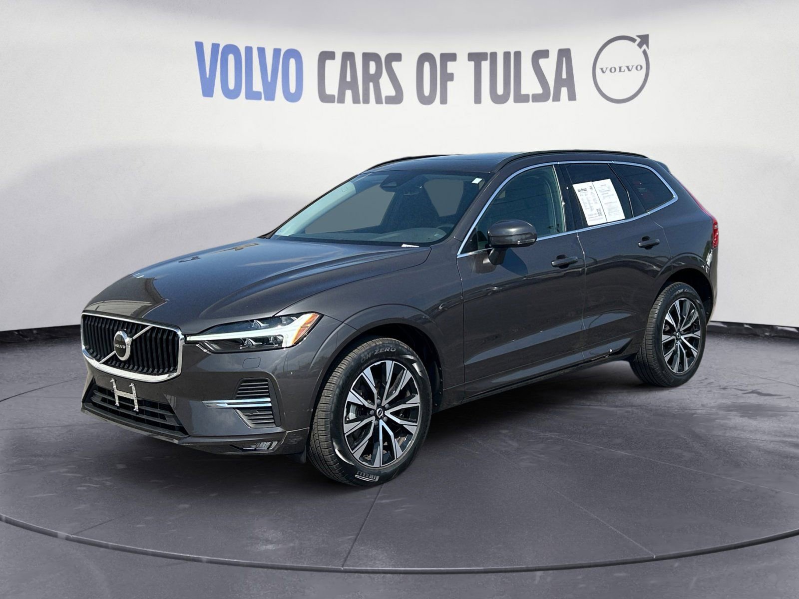 Used 2023 Volvo XC60 B5 Core w/ Climate Package
