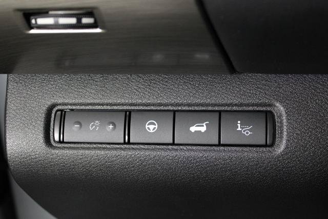 Certified 2025 Nissan Pathfinder Platinum w/ Cargo Package FWD image 25