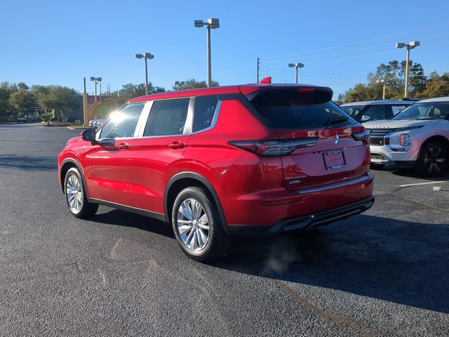 New 2026 Mitsubishi Outlander ES image 8