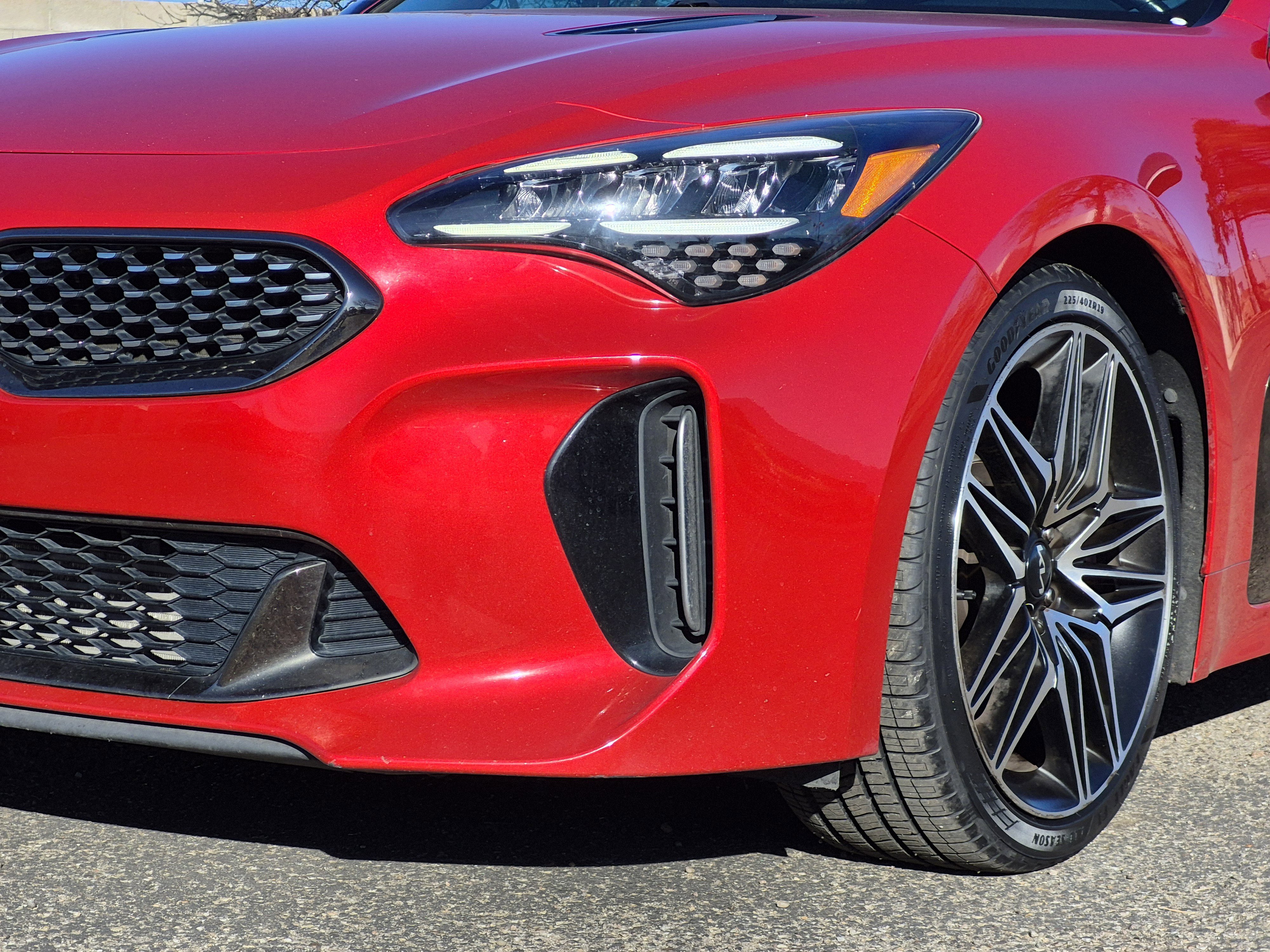 Used 2022 Kia Stinger GT1 image 9