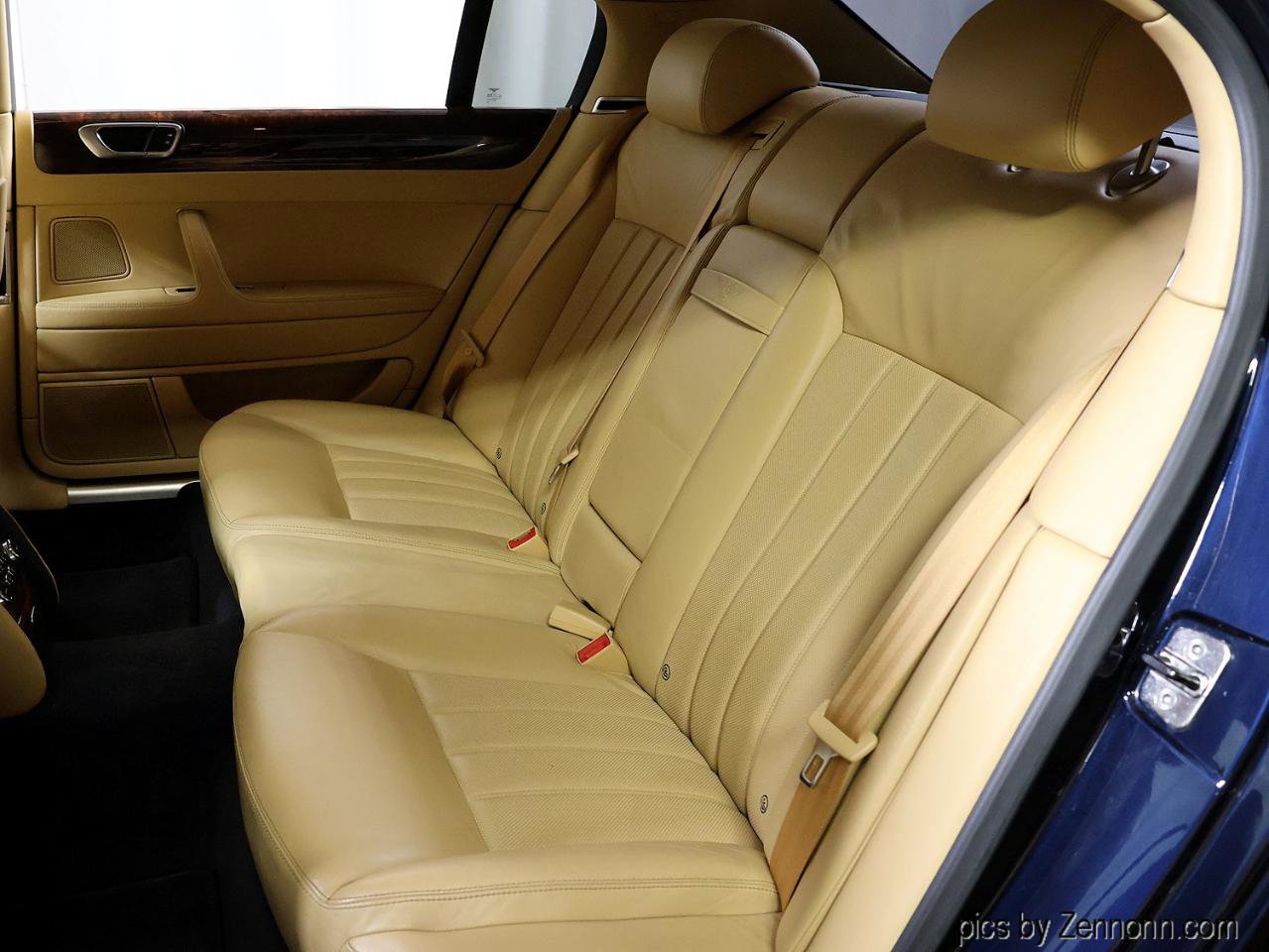Used 2007 Bentley Flying Spur Flying Spur image 8