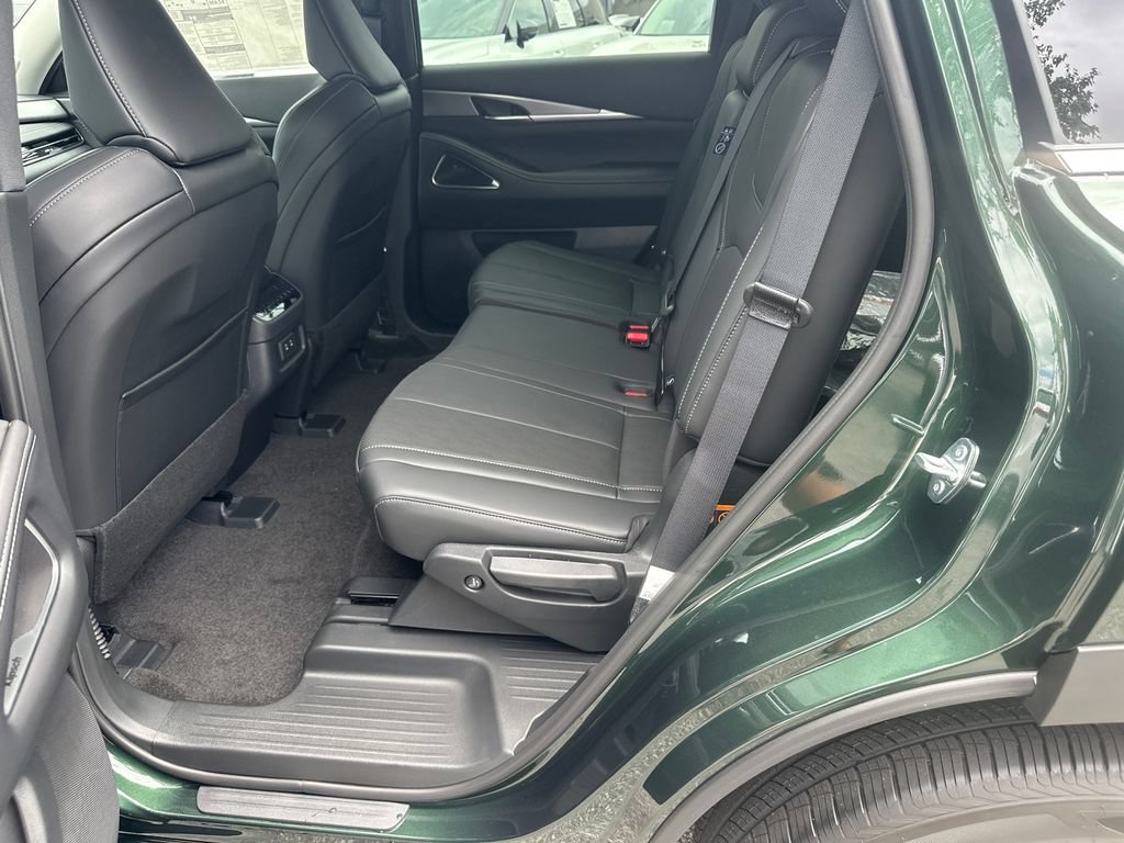 New 2027 INFINITI QX60 Luxe w/ Cargo Package FWD image 17