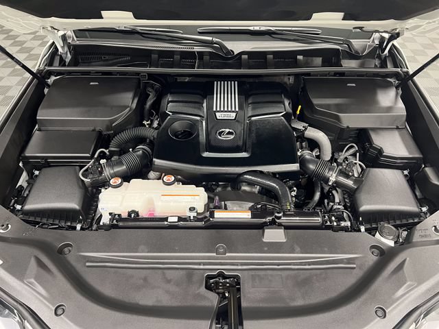Certified 2026 Lexus LX 600 4WD w/ Accessory Package (Z1) image 24