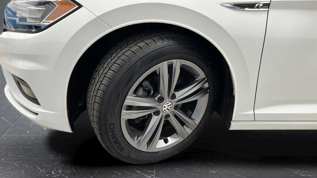 Used 2020 Volkswagen Jetta R-Line w/ R-Line Cold Weather Package FWD image 33