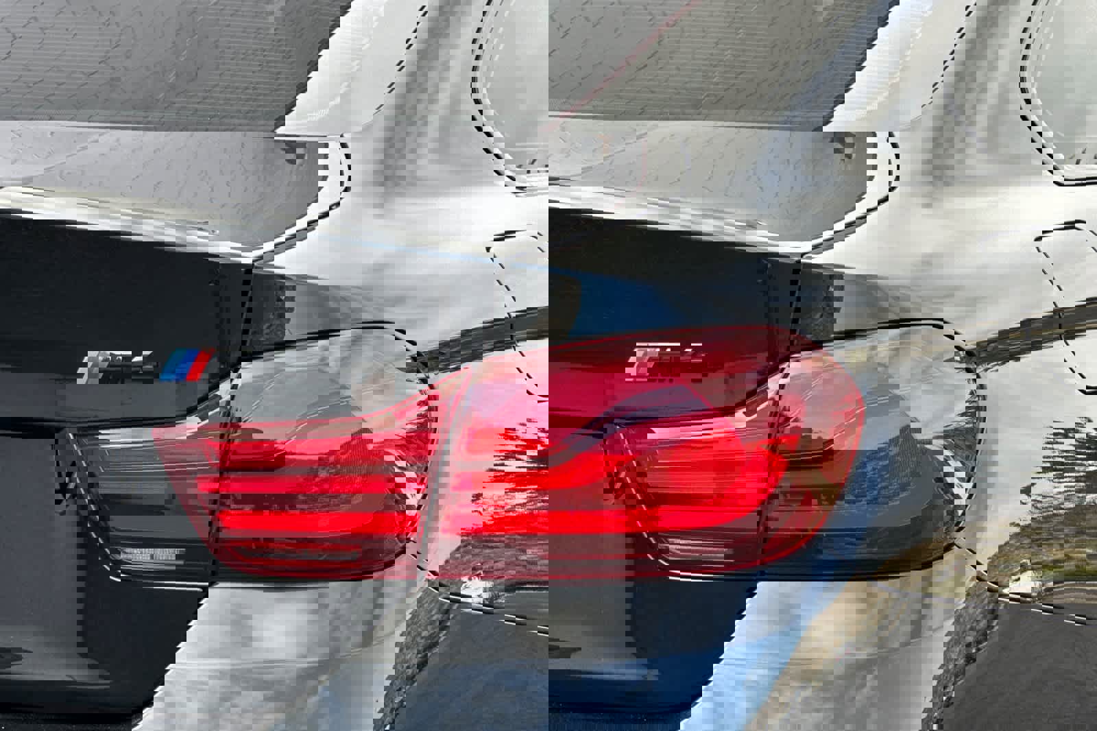 Used 2020 BMW M4 Coupe w/ Competition Package image 29