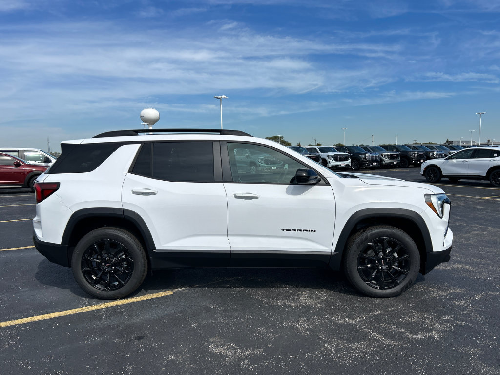 New 2027 GMC Terrain Elevation w/ Elevation Premium Package AWD/4WD image 11