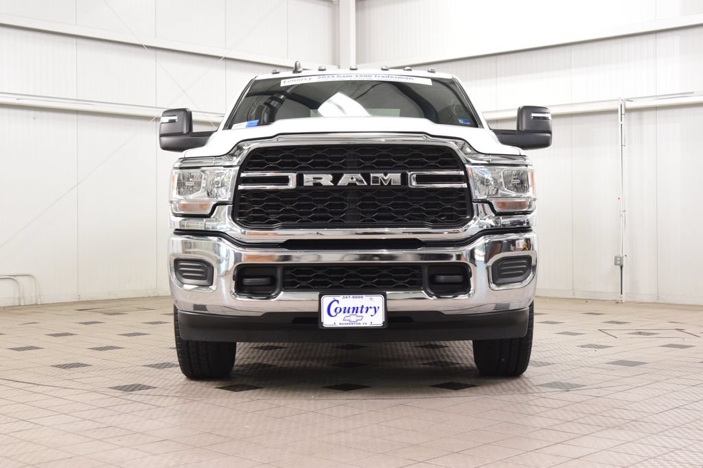 Used 2024 RAM 3500 Tradesman AWD/4WD image 2
