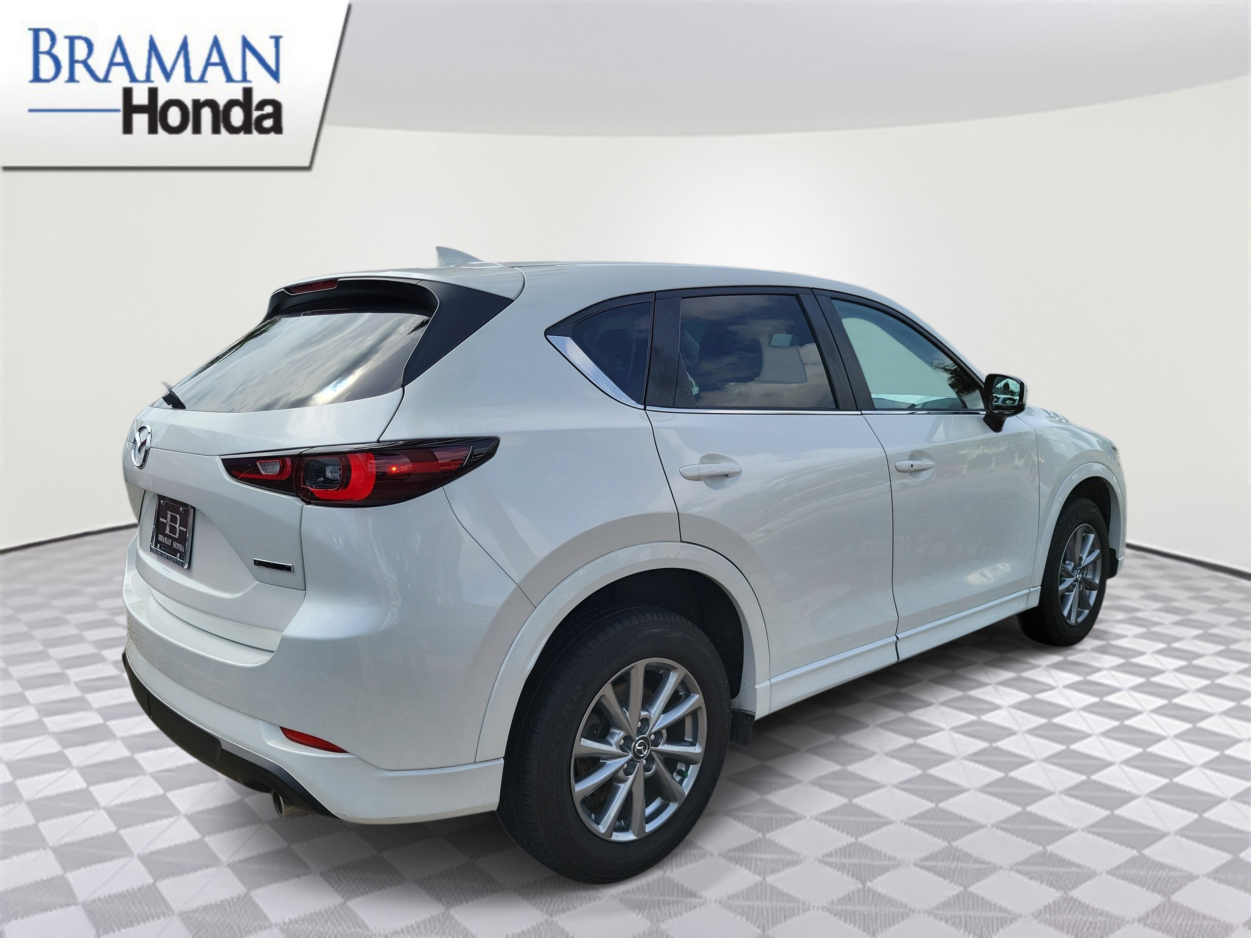 Used 2024 MAZDA CX-5 AWD 2.5 S w/ Select Package image 3