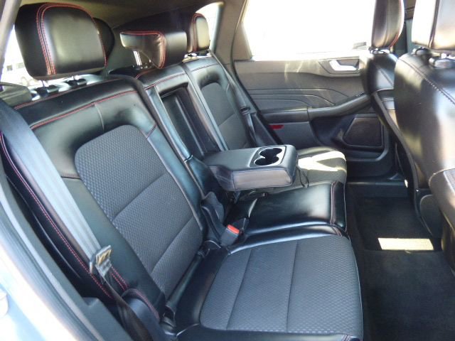 Used 2024 Ford Escape ST-Line w/ Tech Pack #1 FWD image 18
