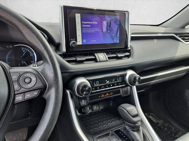 Used 2025 Toyota RAV4 XLE AWD/4WD image 15