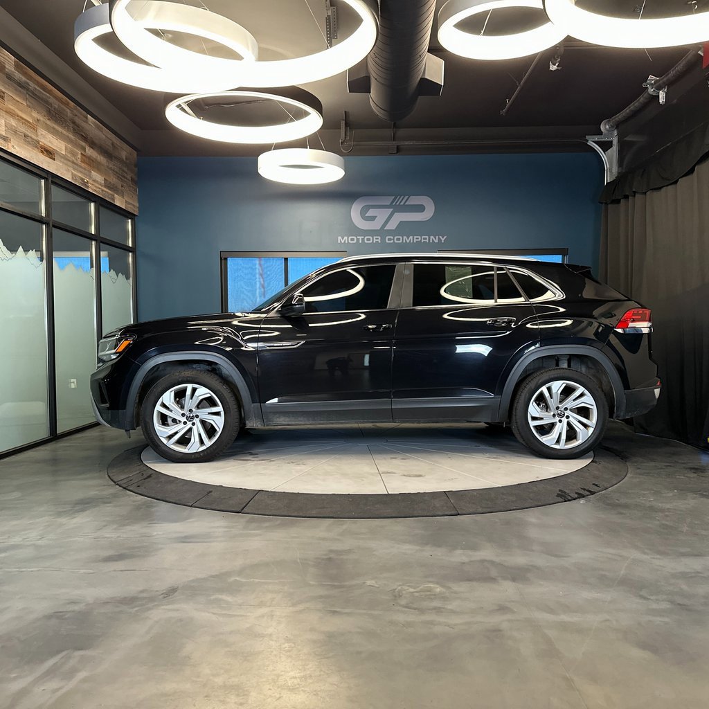 Used 2020 Volkswagen Atlas Cross Sport SEL image 6