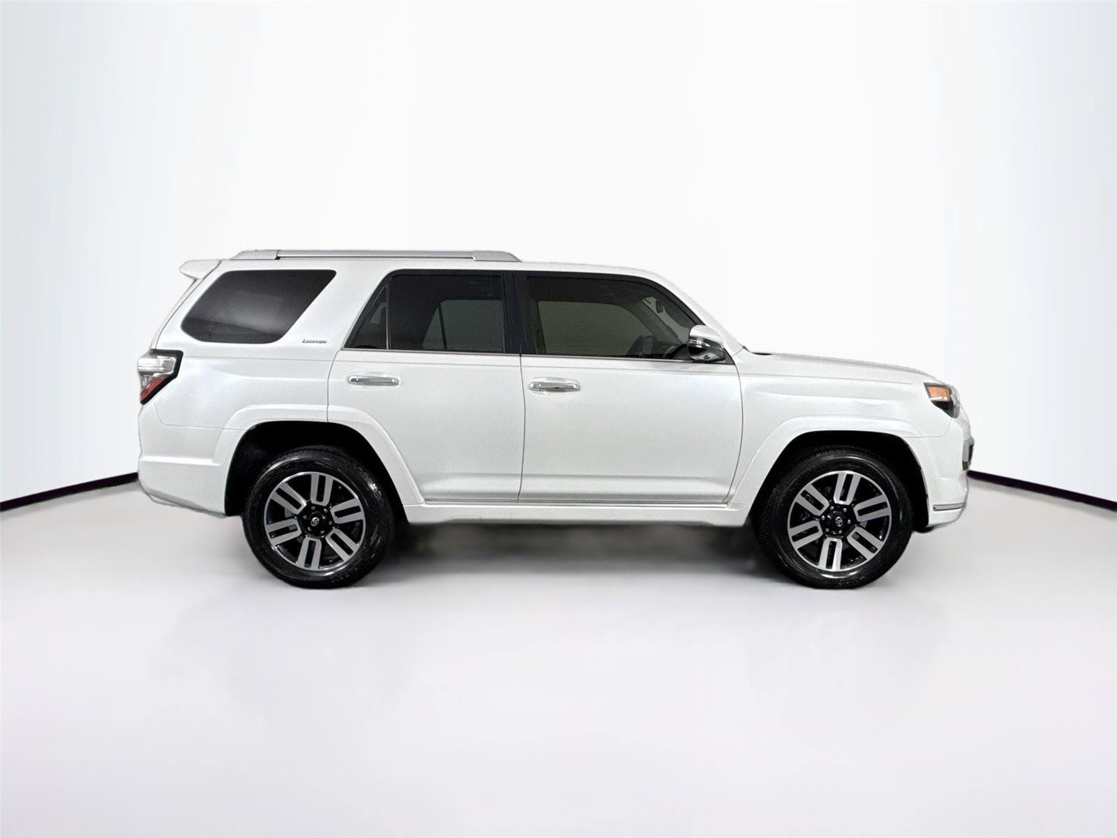 Certified 2024 Toyota 4Runner Limited AWD/4WD image 11