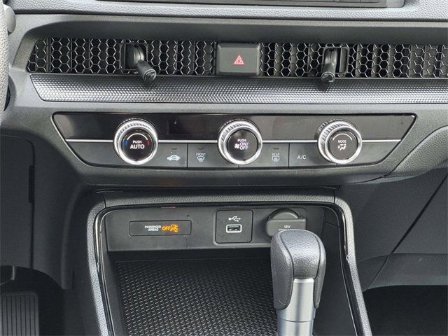 Used 2025 Honda CR-V LX image 17