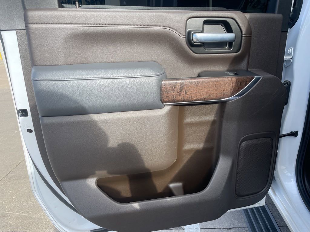 Used 2022 GMC Sierra 3500 Denali image 10