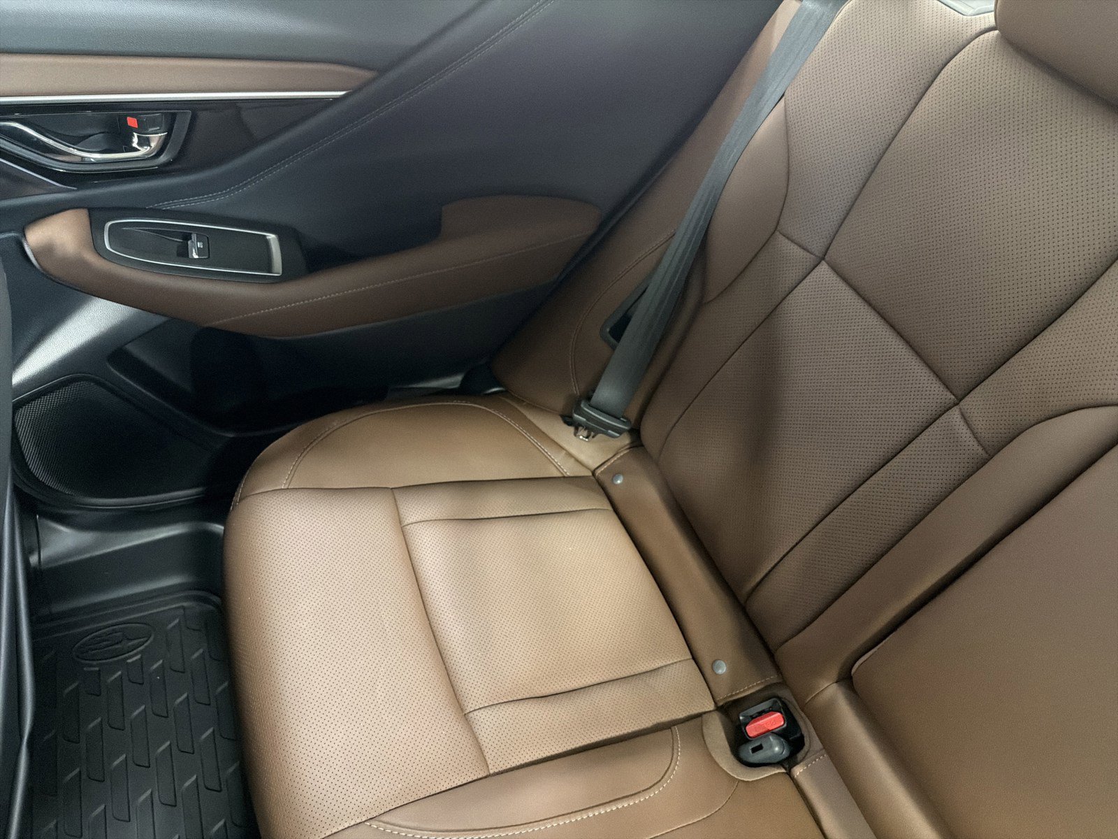 Certified 2025 Subaru Outback Touring w/ Popular Package #2 image 12