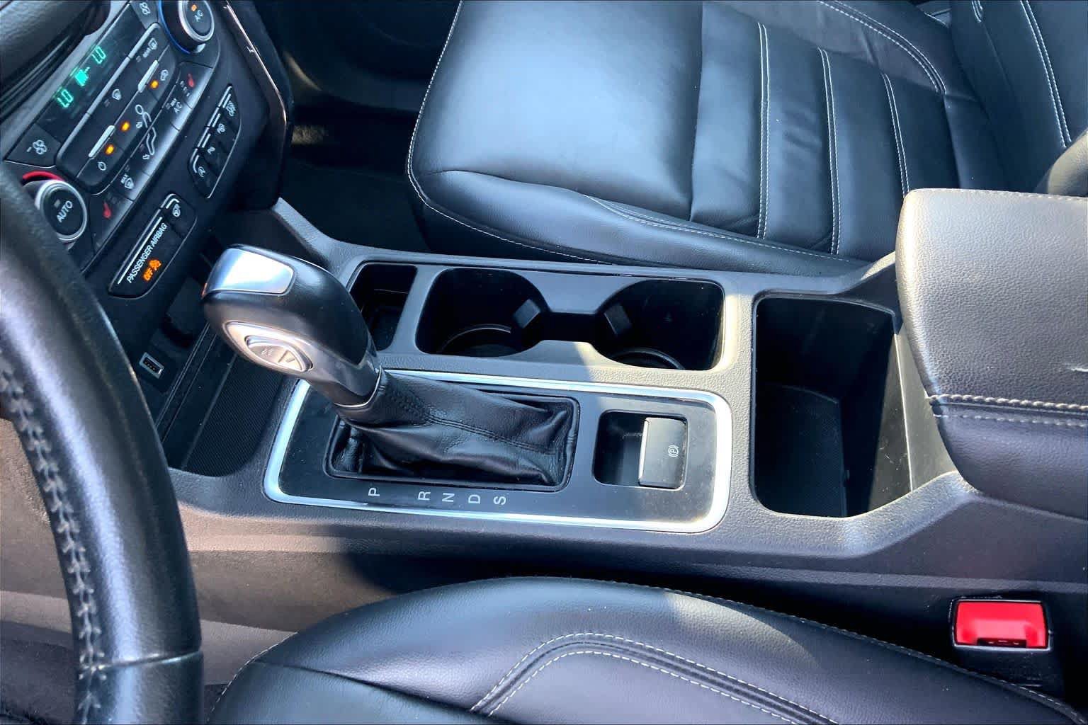 Used 2019 Ford Escape Titanium FWD image 17