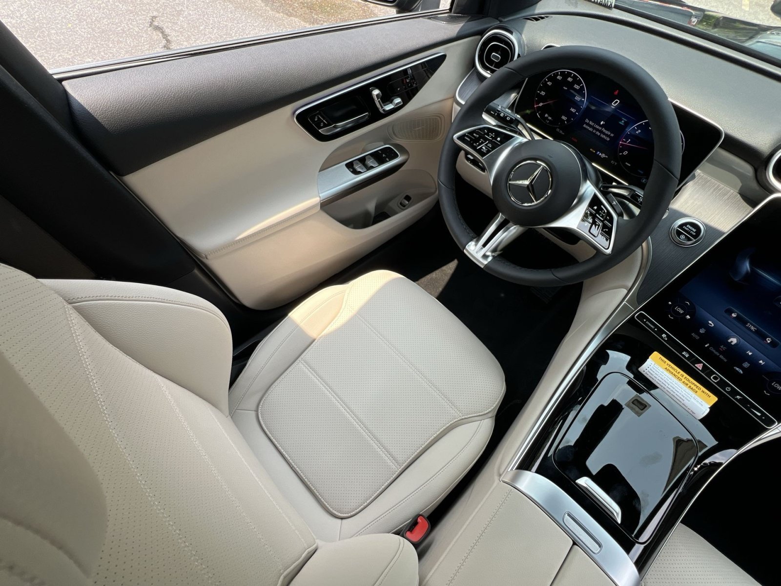 New 2026 Mercedes-Benz GLC 300 4MATIC image 16