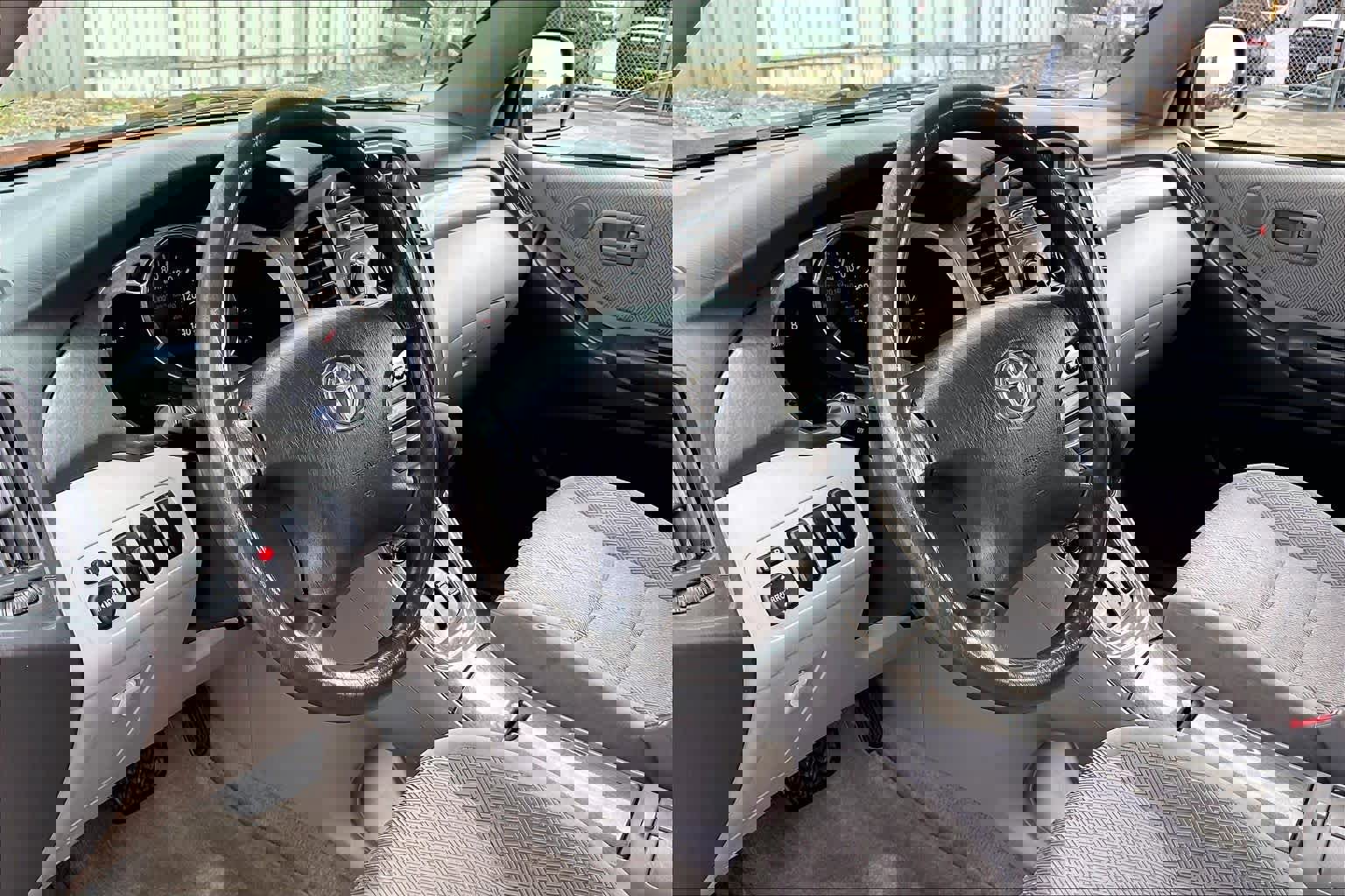 Used 2003 Toyota Highlander 2WD V6 image 18