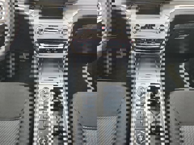 Used 2023 Ford Explorer XLT image 11