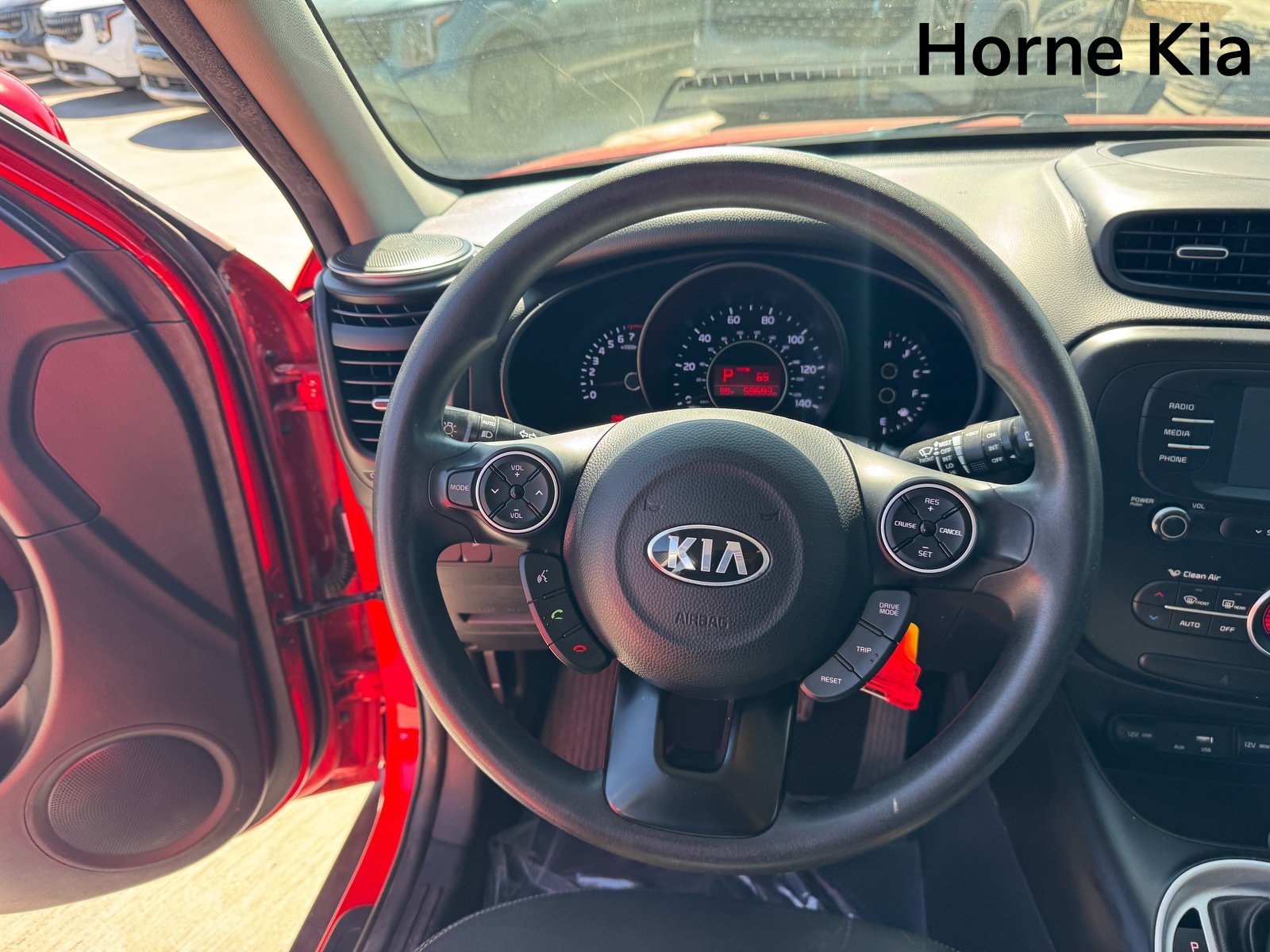 Used 2017 Kia Soul + FWD image 16