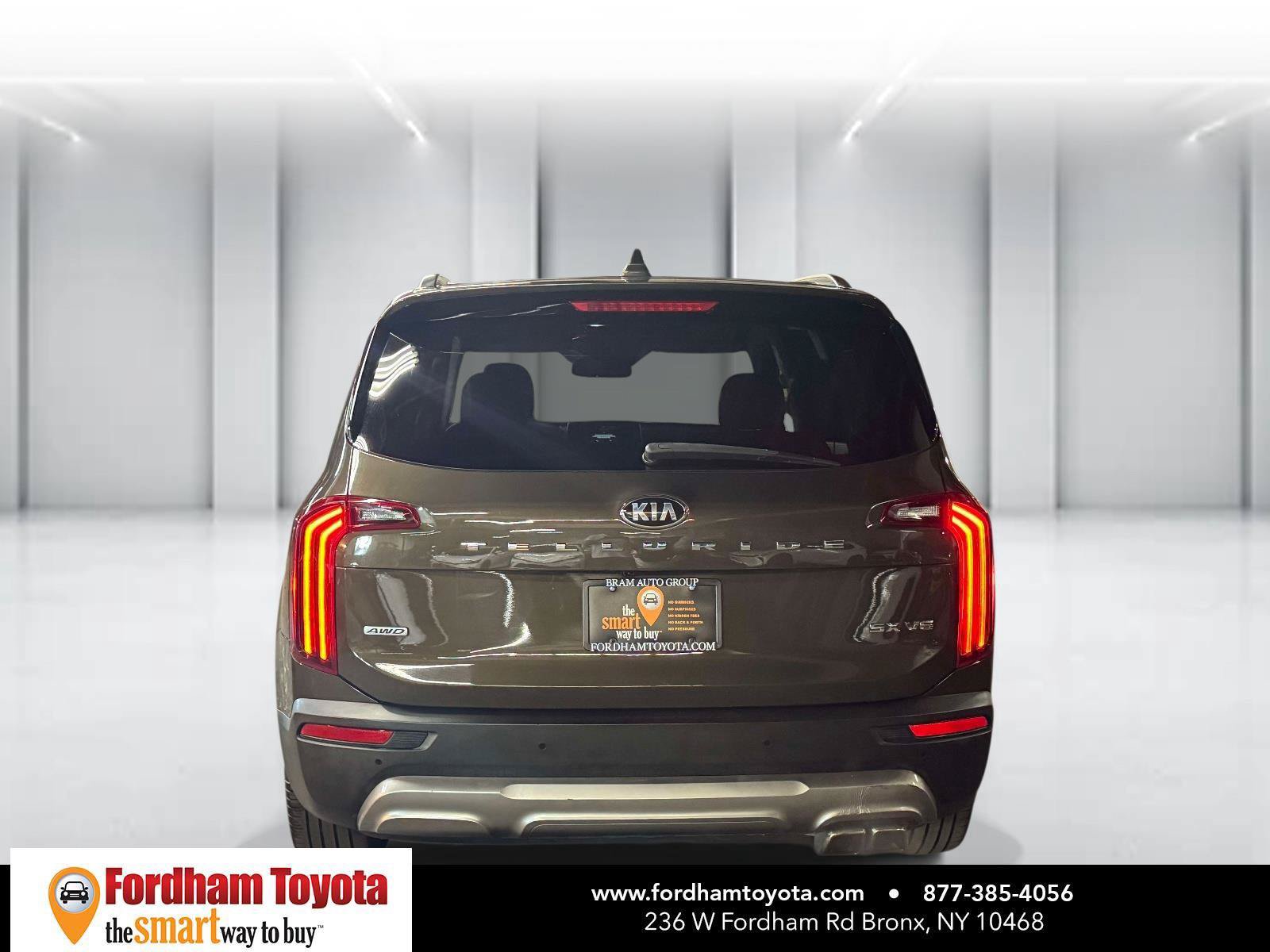 Used 2020 Kia Telluride SX w/ SX Prestige Package AWD/4WD image 6
