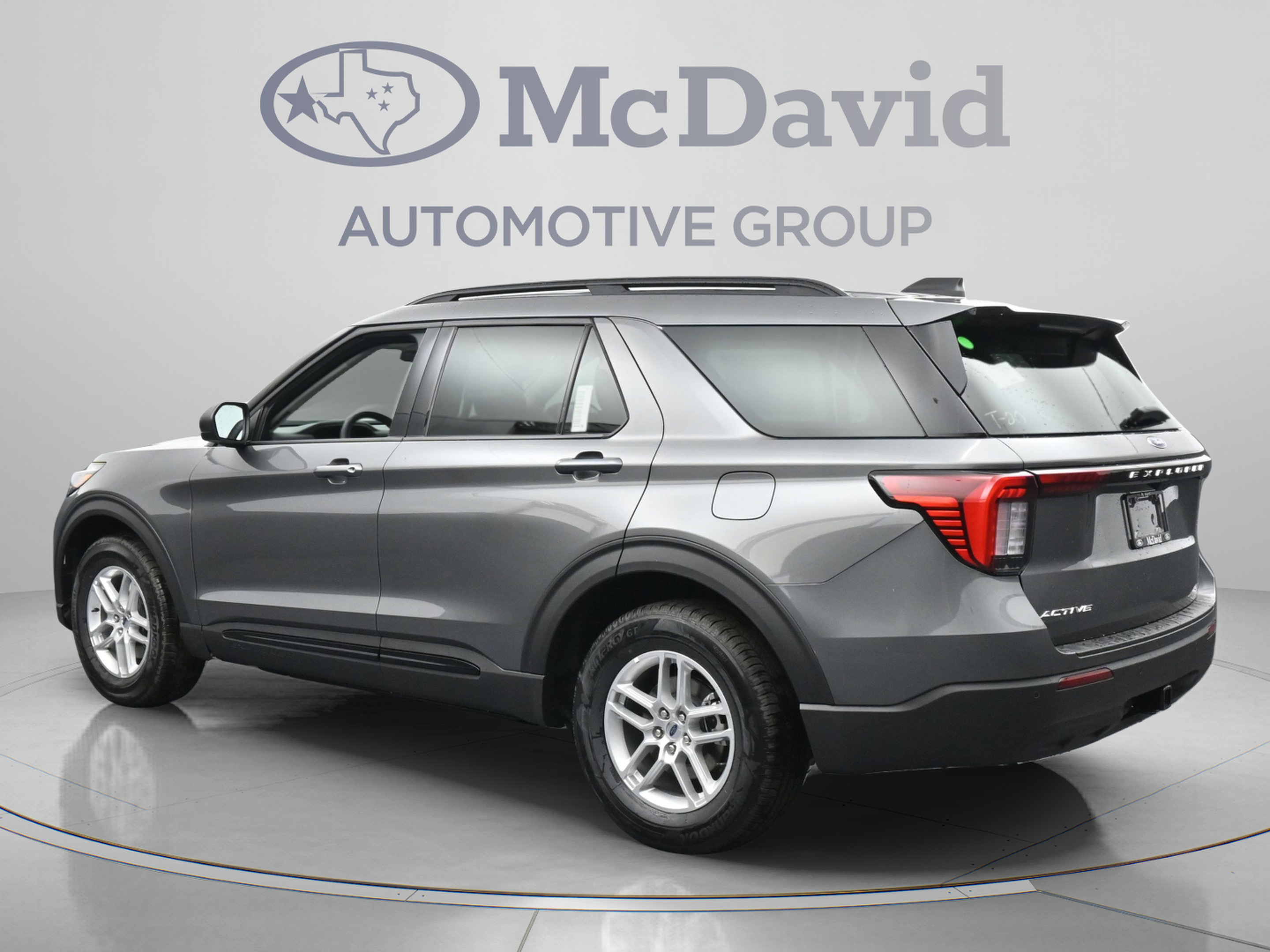 New 2026 Ford Explorer Active RWD image 6