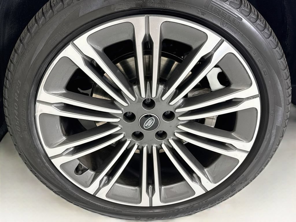 Used 2024 Land Rover Range Rover SE AWD/4WD image 30