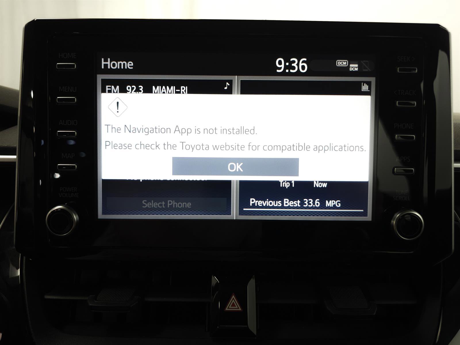 Used 2020 Toyota Corolla LE FWD image 6