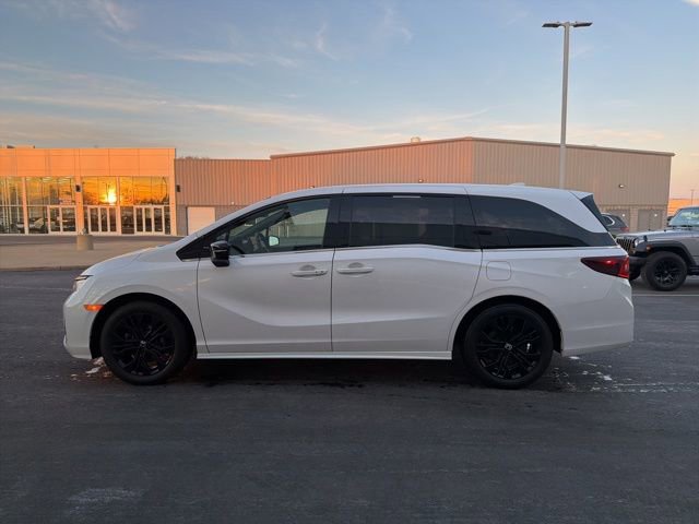 Used 2025 Honda Odyssey Sport-L image 4