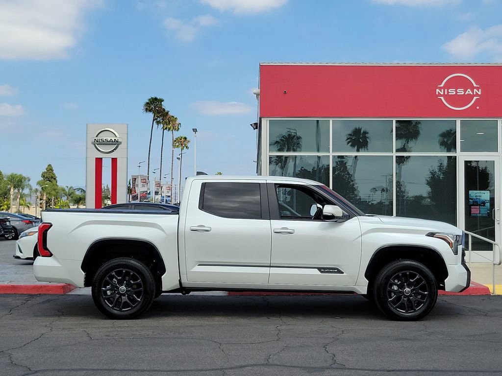 Used 2024 Toyota Tundra Platinum AWD/4WD image 36