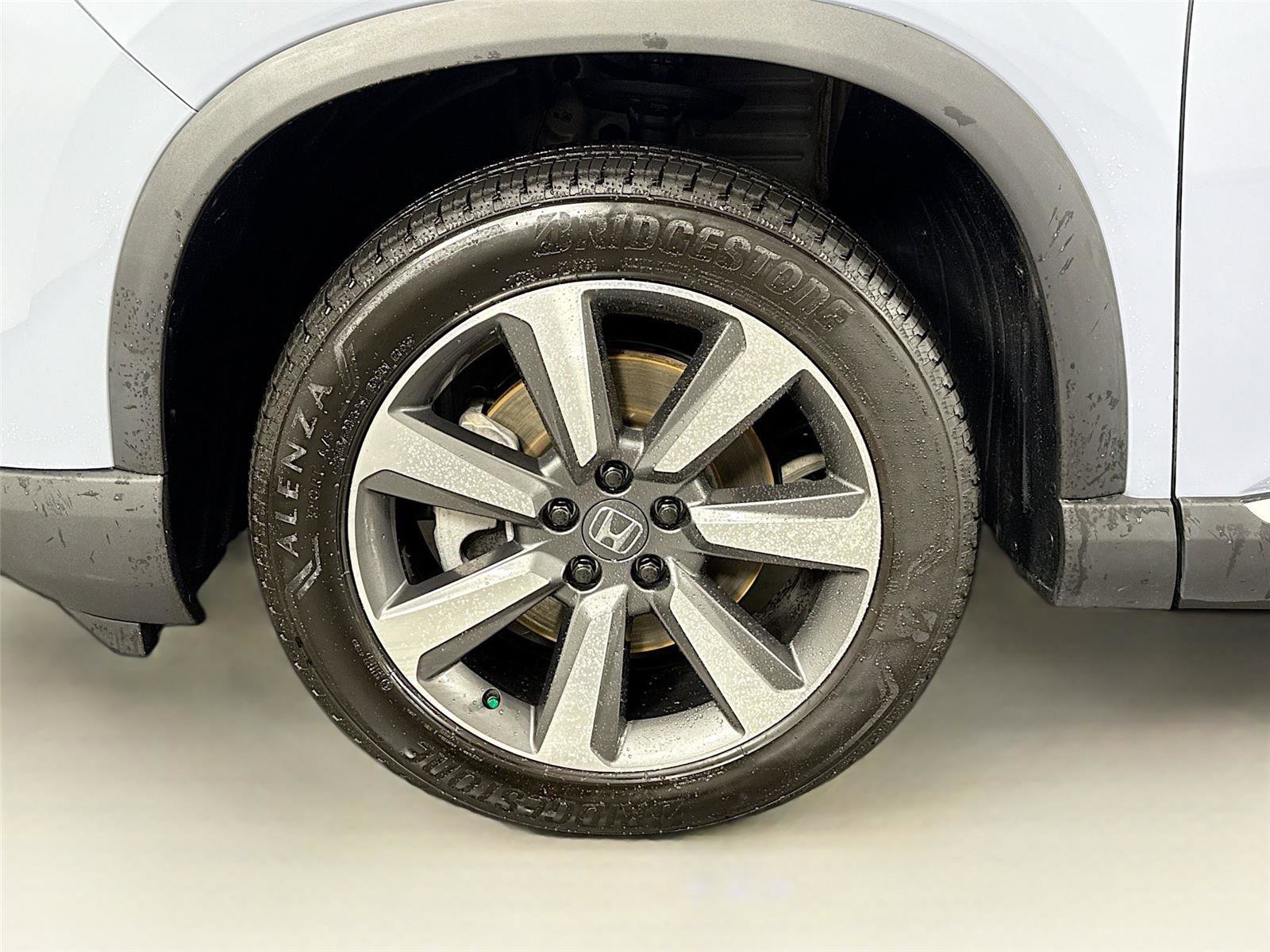 Used 2024 Honda Pilot Elite image 47