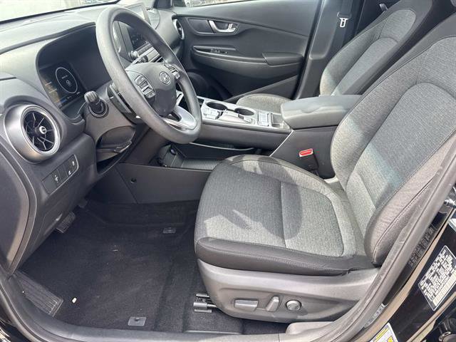 Used 2023 Hyundai Kona SE w/ Cargo Package FWD image 15