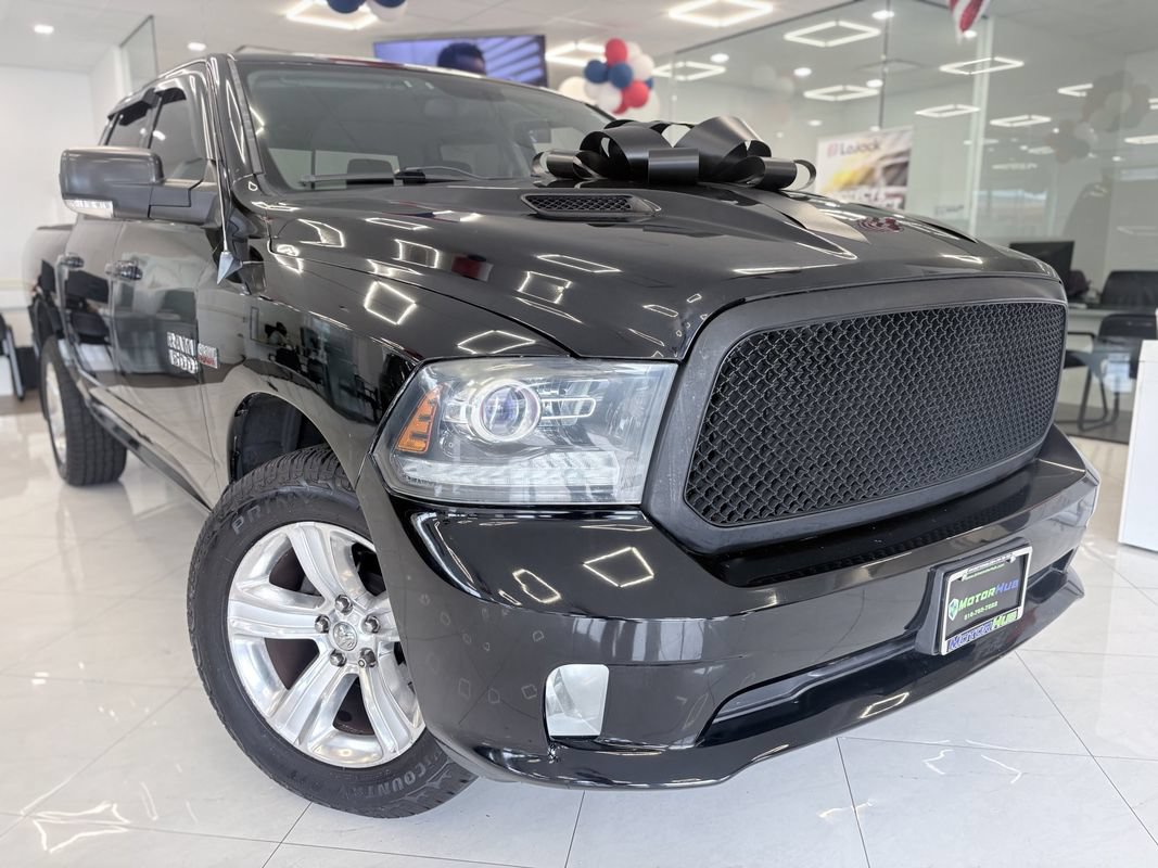 Used 2013 RAM 1500 Sport w/ Sport Premium Group AWD/4WD image 3