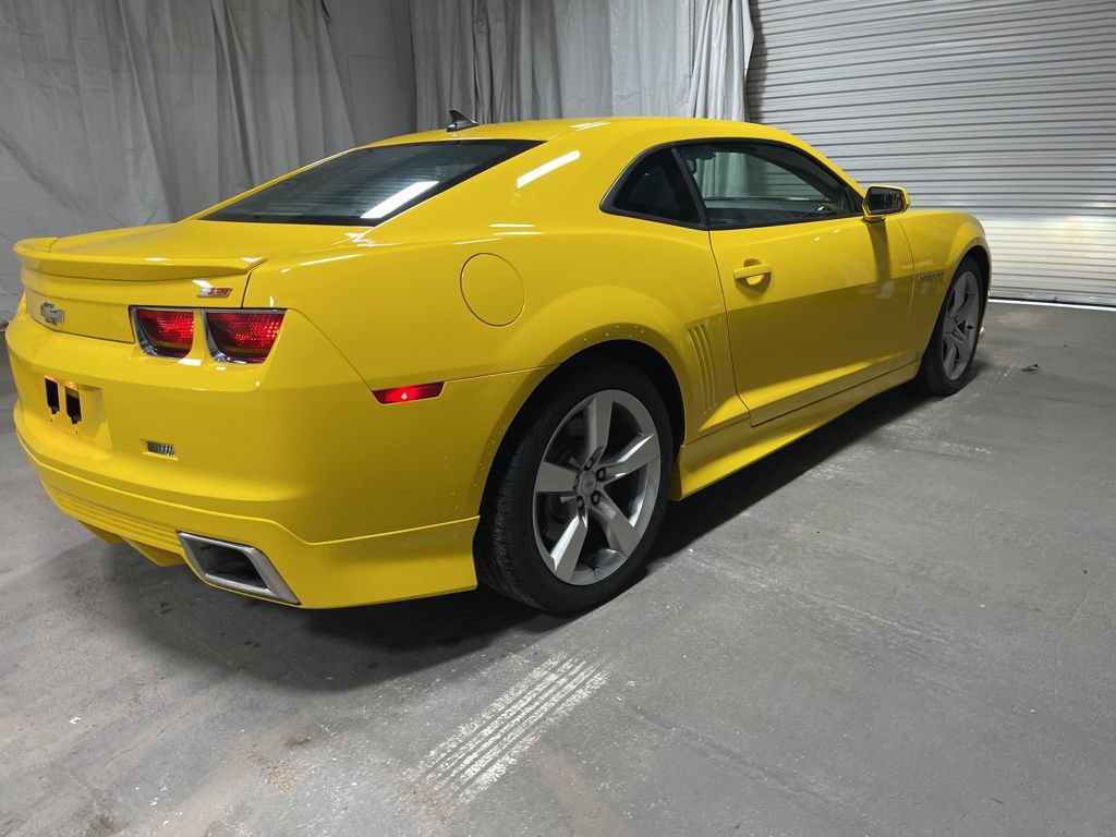 Used 2010 Chevrolet Camaro SS w/ LPO, Ground Effects Package RWD image 7