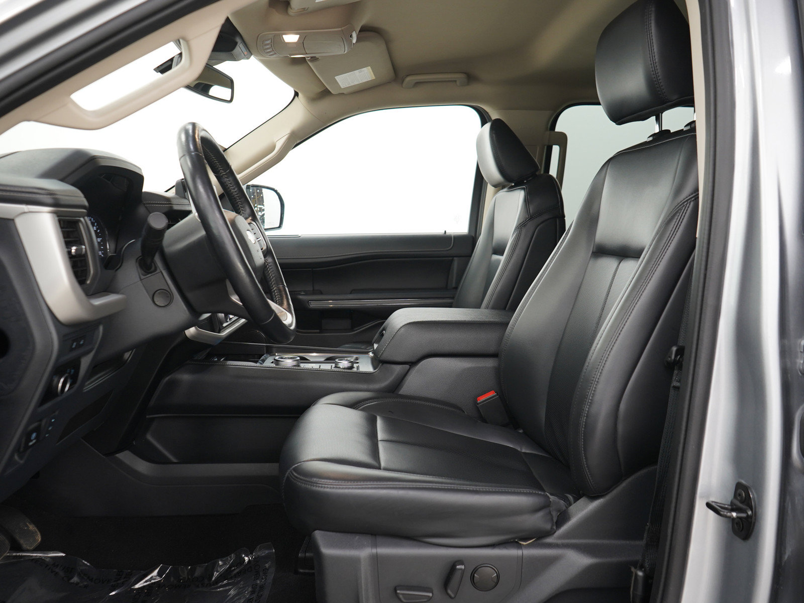 Used 2023 Ford Expedition Max XLT AWD/4WD image 27