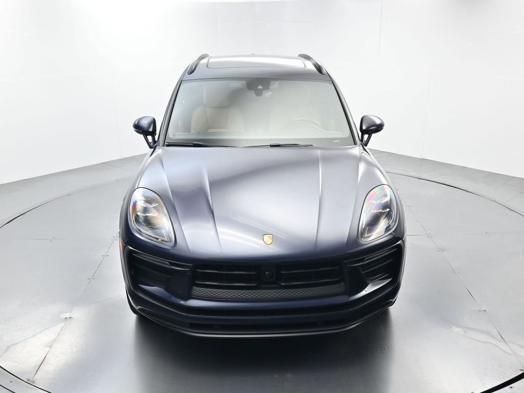Certified 2023 Porsche Macan Turbo AWD/4WD image 41