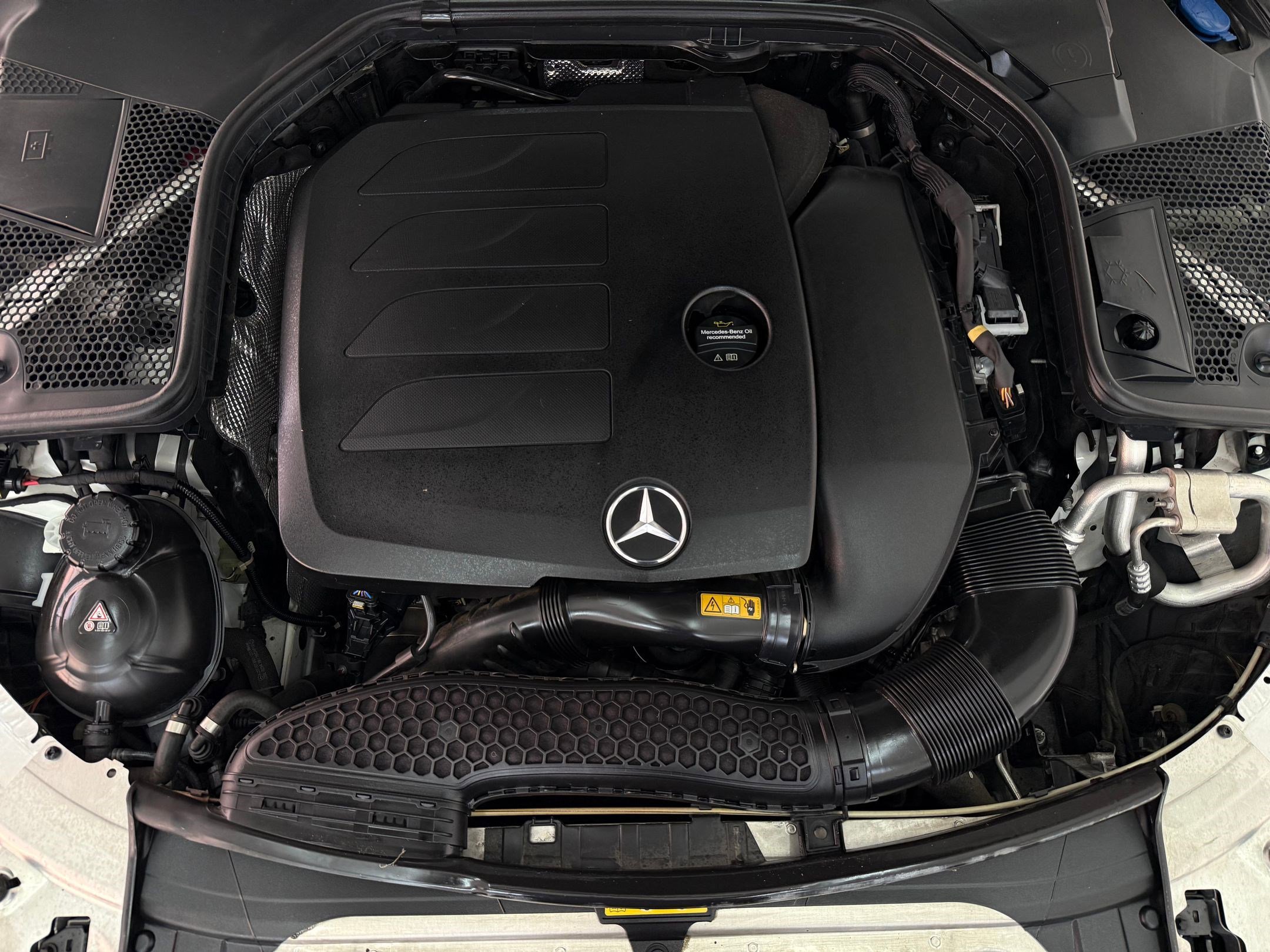 Used 2019 Mercedes-Benz C 300 Sedan image 32