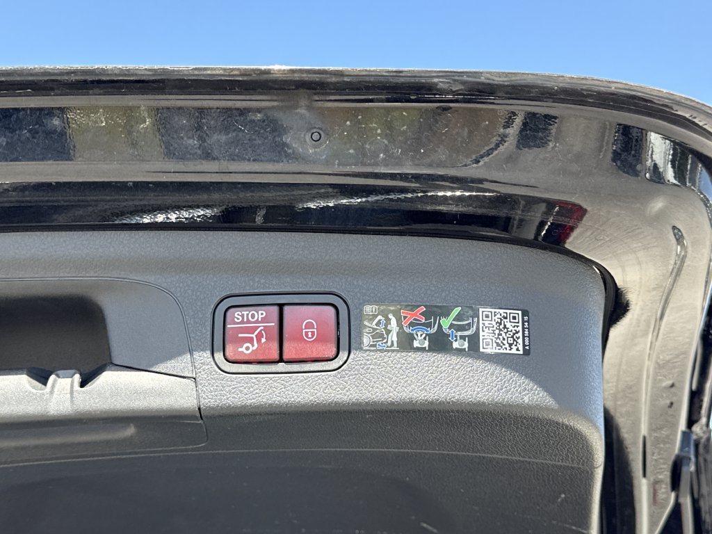 Used 2025 Mercedes-Benz GLE 350 4MATIC image 23