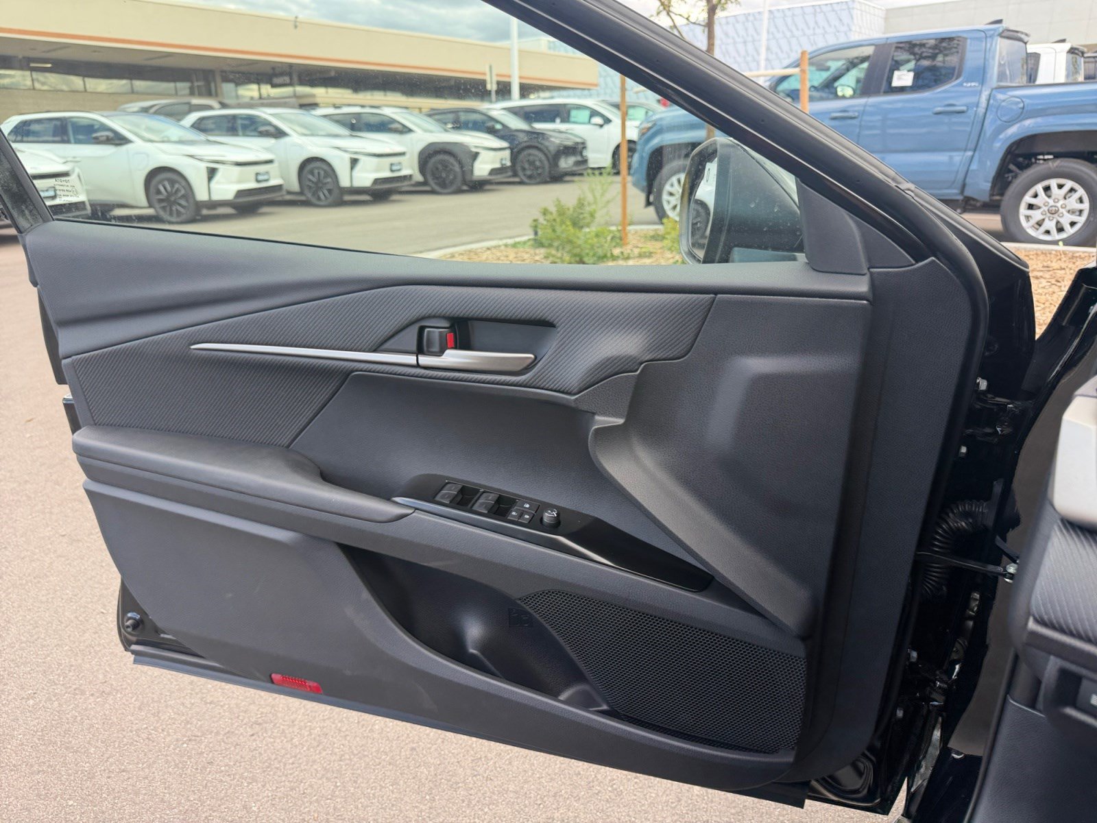 New 2026 Toyota Camry Hybrid w/ Convenience Package FWD image 13