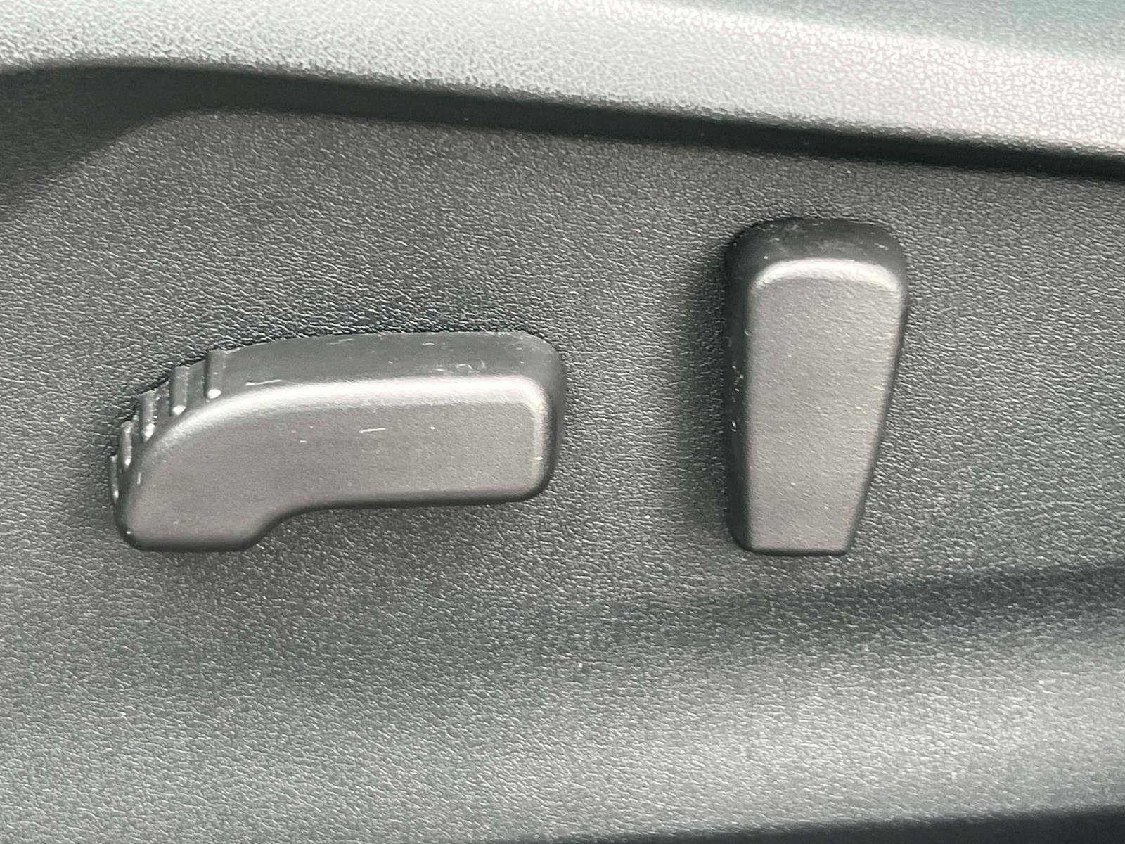 Used 2023 Subaru Ascent Onyx Edition image 16