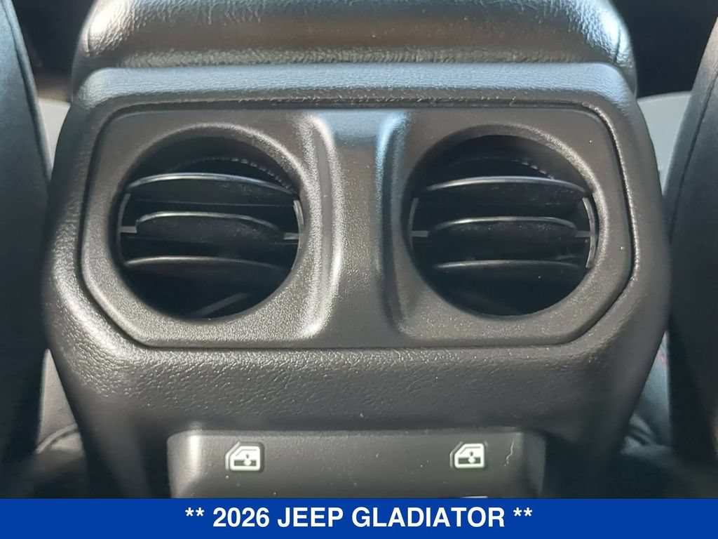 Used 2026 Jeep Gladiator Rubicon AWD/4WD image 18