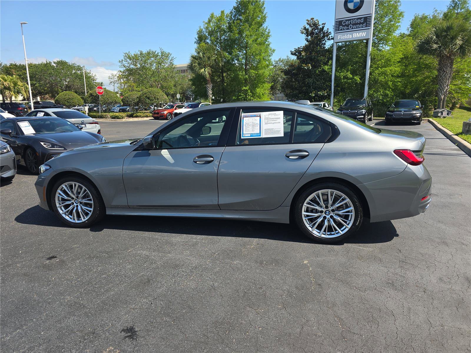 Certified 2023 BMW 330i Sedan RWD image 5